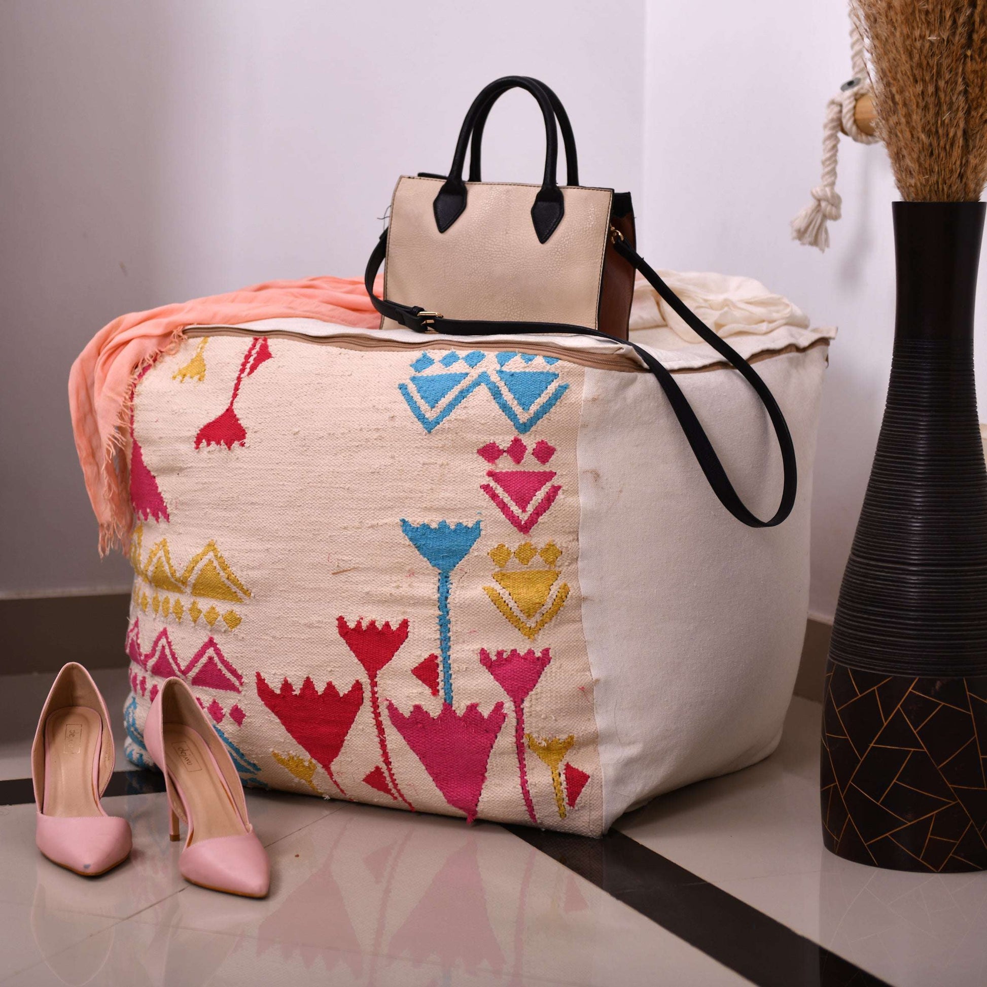 Lotus Cotton Kilim Pouf