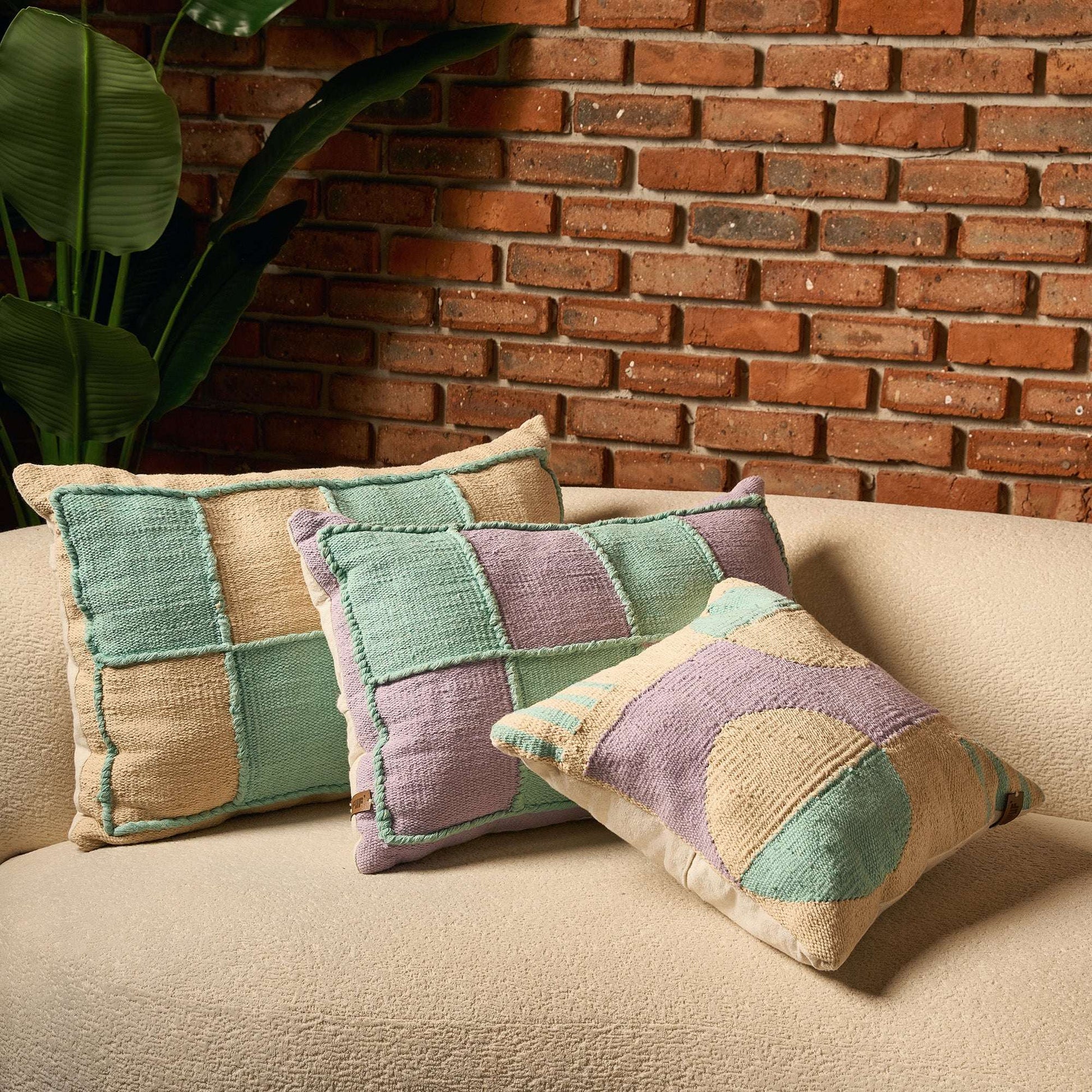 Dual Kilim Cushion V.1