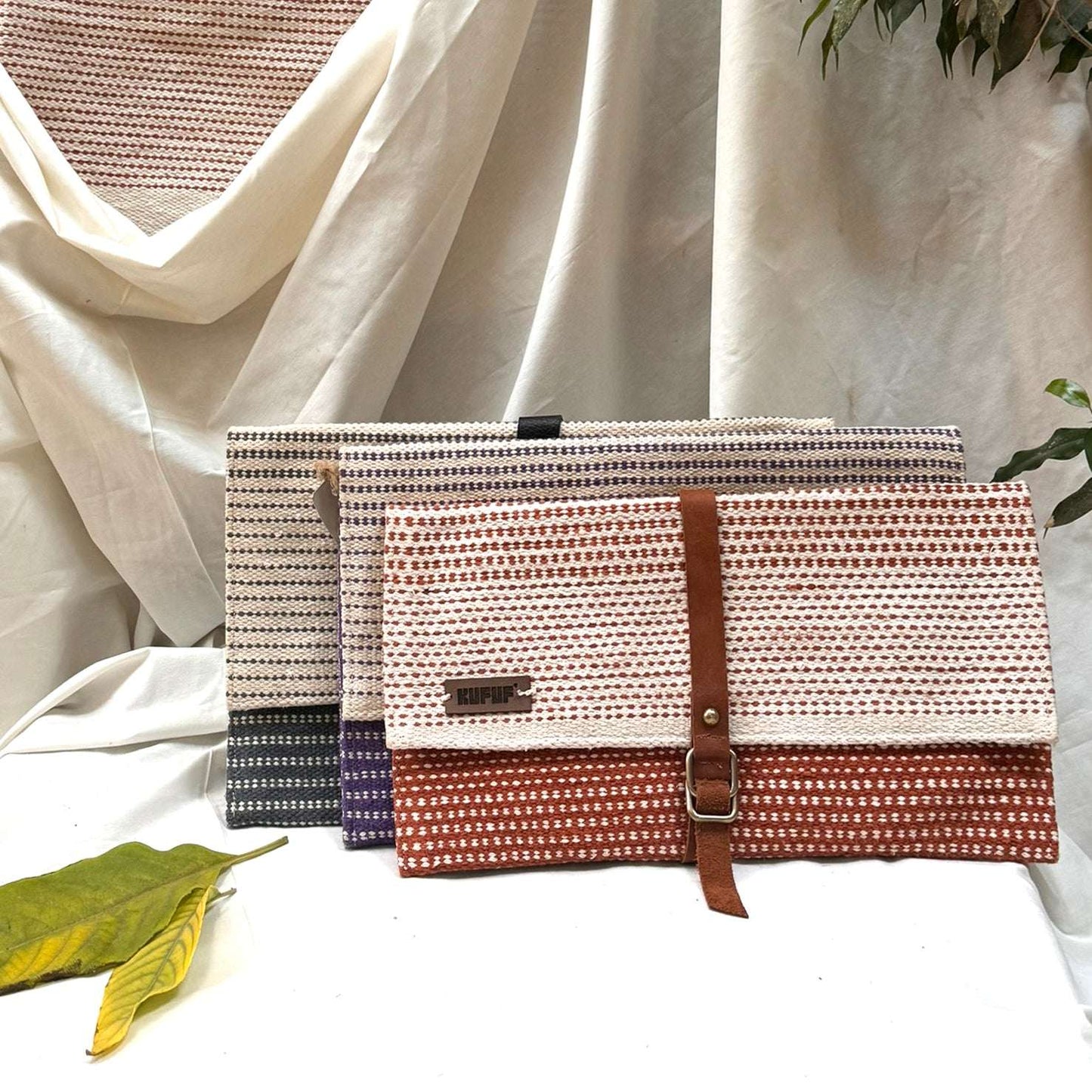 Motion Handbag - Clutch