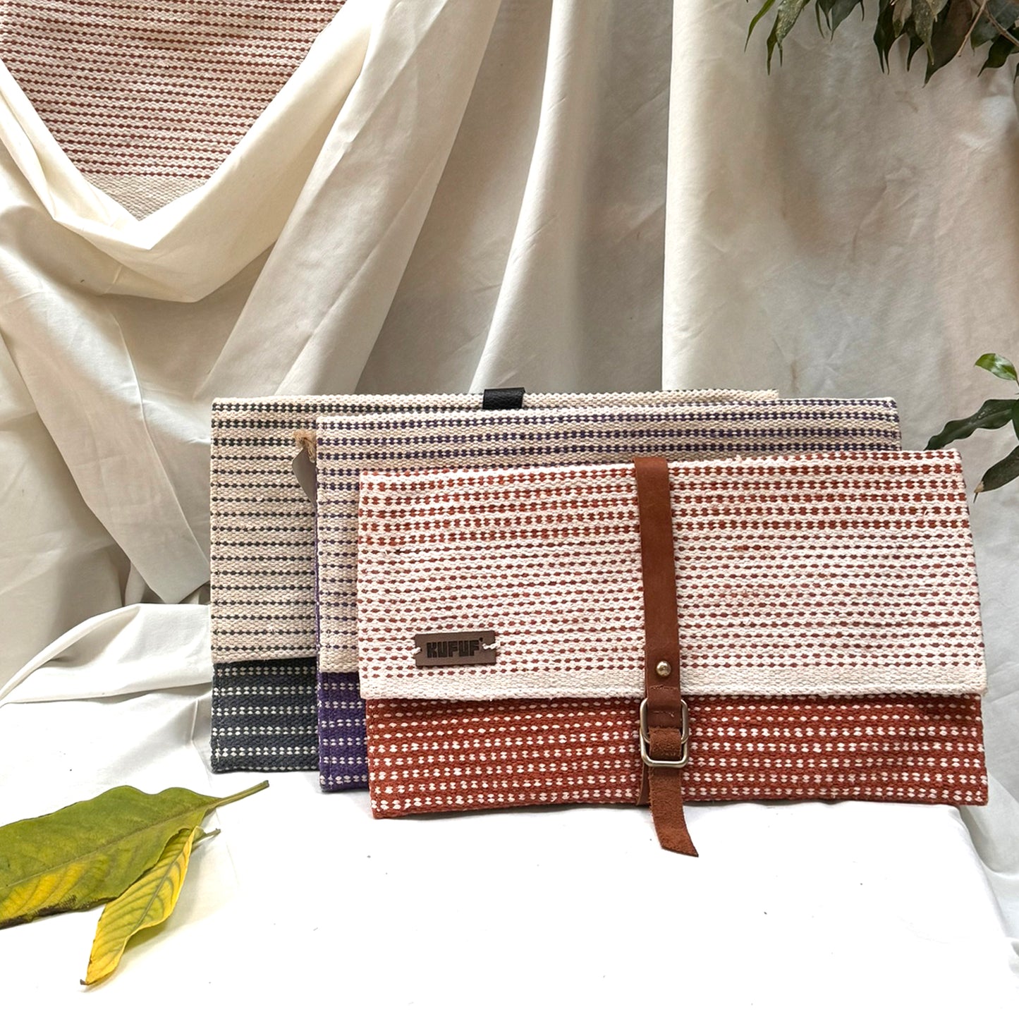 Motion Handbag - Clutch